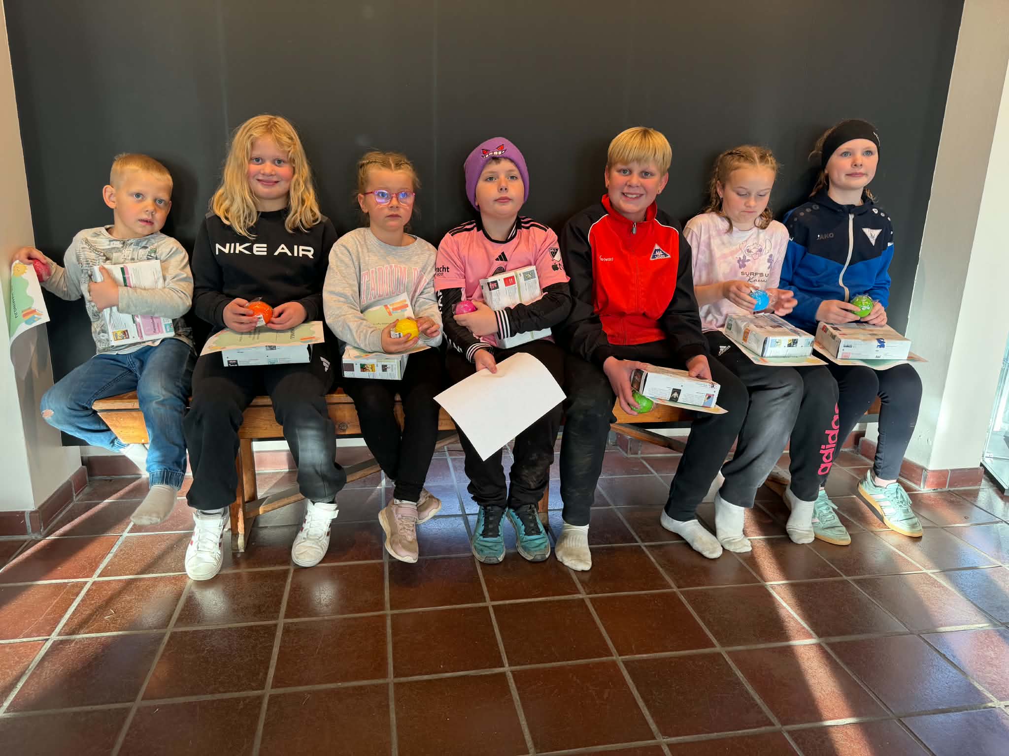 Aðalmynd fyrir “Afhending umbuna fyrir þátttöku í bókabingói”